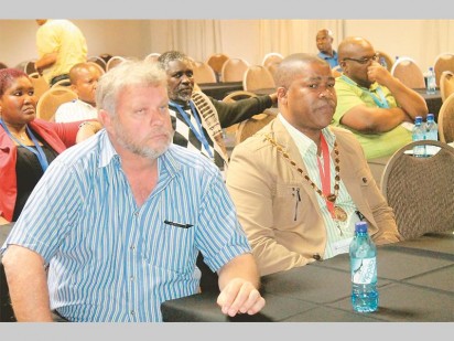 IMPS-SA Honory life president Johan Bosch and current president Fikile Hintsa.