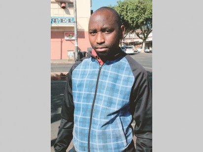 Stanley Sebe (31) went to visit his aunt Kefilwe Mahlangu (45) during visiting hours on the evening of Sunday 15 September but he found an empty bed, untouchedfood and that medicine containers were.