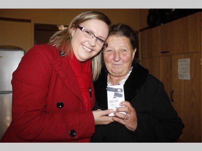 Janine Viljoen saam met Nettie Carstens.