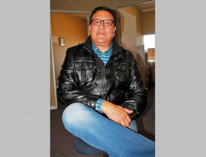Pastoor Callie Venter van die Nuwe Lewe Gemeente is ontsteld dat sy kerk in 'n skelmstreek om weerlose oumense van hulle geld te roof gebruik is.