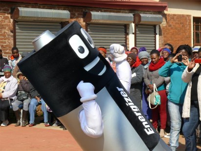 Mr Energizer entertaining the pupils.