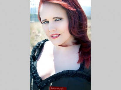 Local singing sensation Linda Killian will perform as well.