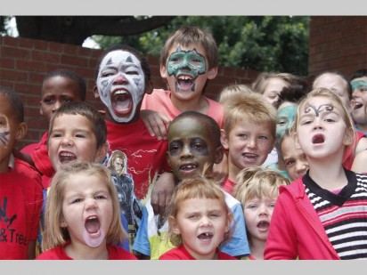 Die kinders het geskree: "Kersvader, Kersvader!" 