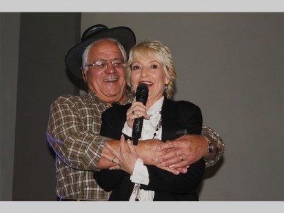 Afrikaanse sangeres Sonja Heroldt het vir die musiek en vermaak gesorg.
