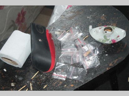 Empty bank bags used to pack drugs for selling puposes.