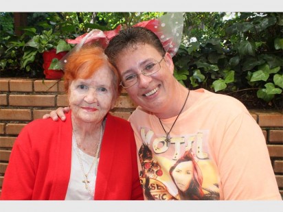 Inwoner Joey Myburgh het die geleentheid saam met haar dogter Sonette, baie geniet.
