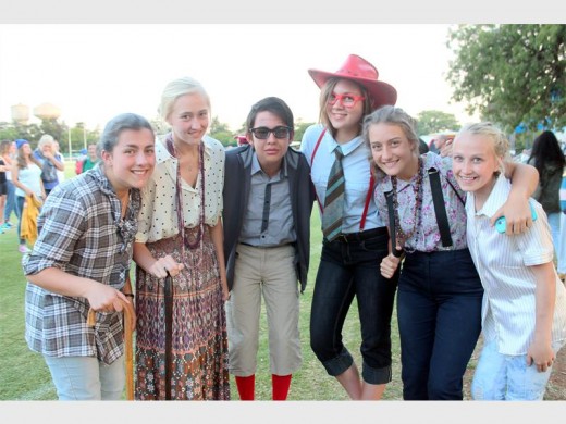 Charmaine Arneil, Daniella Bedeaux, Lee Roberts, Tové Pienaar, Jessica Caldeira and Liezel Hartdegen.