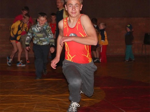 Aucamp Klopper tydens een van die oefensessies by die Wes-Rand Stoeigimnasium.