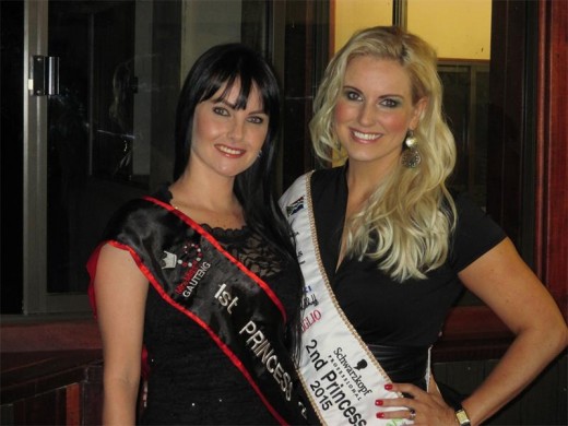 Charmaine Tereblanche, Mrs Gauteng 2015 first princess next to the second princess, Cathy Heaton.