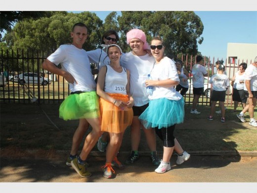 Miekie, Donovan and Divan Lindeque with Amelda van der Merwe and Lezette Thiart.