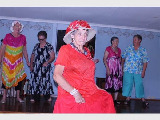 Luipaardsvlei se eie Grafsteensangers neem die verhoog en gehoor op horings met hulle prettige vertolking.
