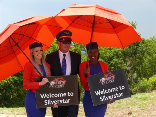 Shane Collinson Silverstar’s Director of Operations and Complex General Manager welcoming guest at Silvestar. With him are flight attendant Cat Swart and Marcia Modise.