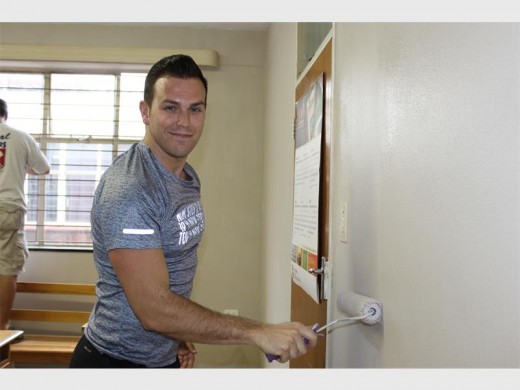 Armand helped by painting the walls a neutral colour.