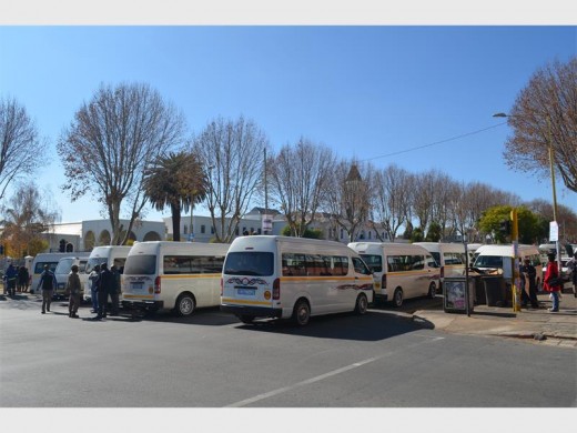 Taxis blockading Commissioner Street.