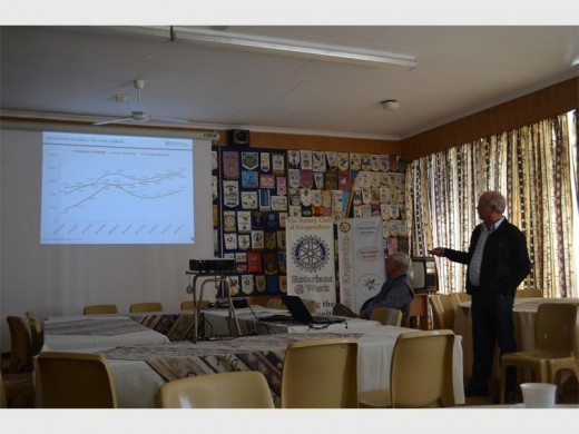 Dr Johan Burger discussing the recent crime trends.