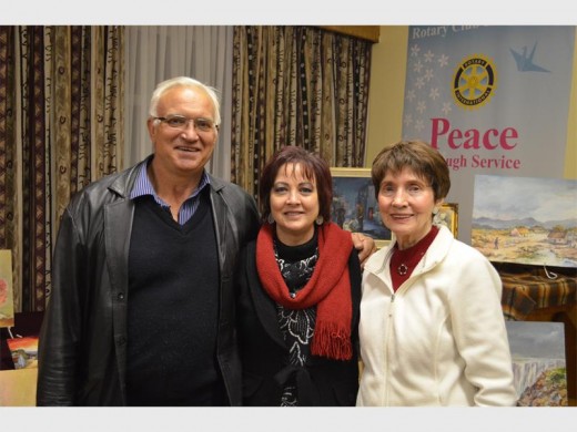 Theuns and Ina de Beer, with Lina Smit-Kritzinger.