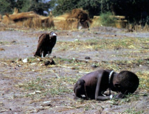 Kevin Carter's controversial photo which won him a Pulitzer Prize Award. Source: https://kevincarterpresentation.wordpress.com/