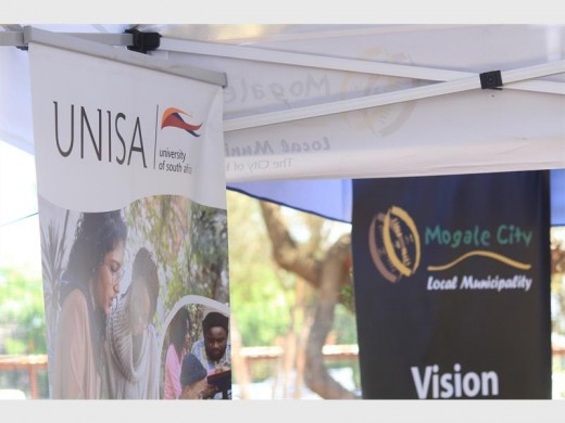 The University of South Africa (Unisa) has entered into a library partnership with Mogale City to bring much needed services closer to students who are unable to travel to the campuses due to financial or time constraints.