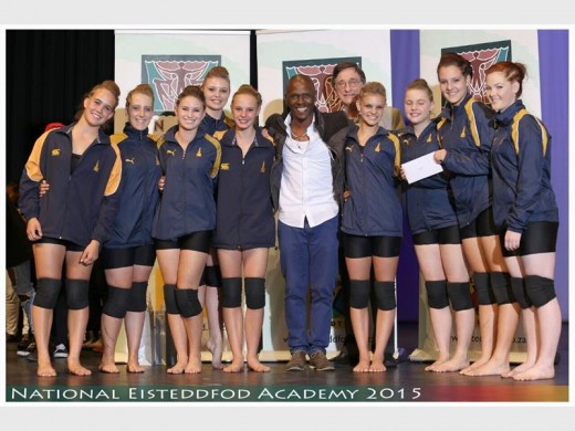 Hoërskool Monument se dansgroep het tydens die Nasionale Eisteddfod (NEA) in 2015 as algehele wenners wegestap. Foto: Hoërskool Monument