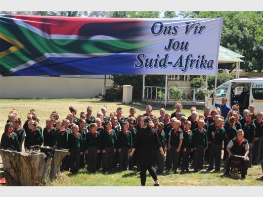 Laerskool Muldersdrif's choir sang commemorative songs to celebrate Muldersdrift's' 150th birthday and rich history.