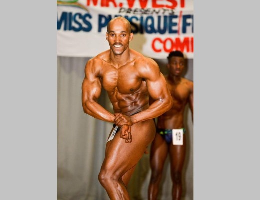 Lumkile Ntsikizana was named the winner of the Light Heavy Weight division of the Mr Bodybuilding West Rand competition recently.  Photo: Soulby Jackson