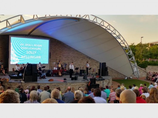 The Key West and Rant-en-Dal Carols by Candlelight was a huge success as people from all walks of life joined in the festive singing. Photo: Supplied