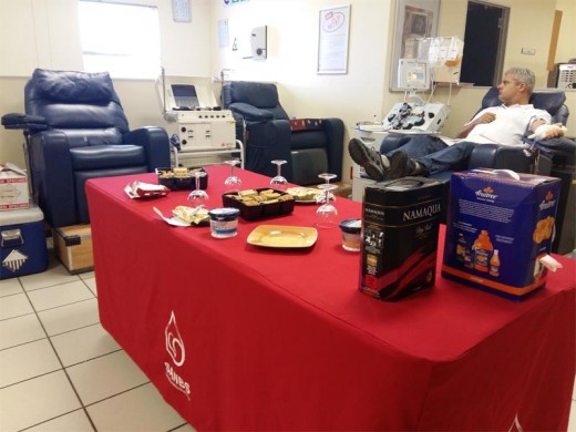 Cheese and wine was free for the donors.