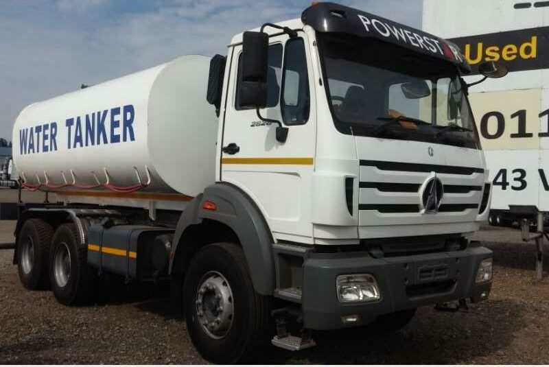 Water tankers are being deployed from Azaadville to supply affected communities, but increased demand, travel distances and interruptions along routes are contributing to delays during the current water crisis.