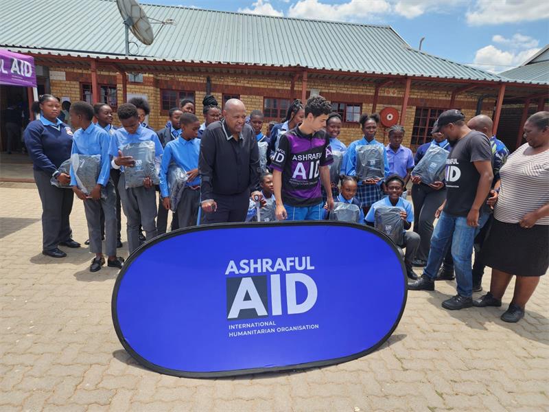 Four West Rand schools get stationery gifts Krugersdorp News