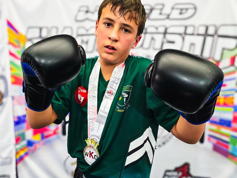 After years of hard work, Laerskool Kenmare’s Lian van Zyl conquers the WKO Open World Championship in the 13–14 age group.