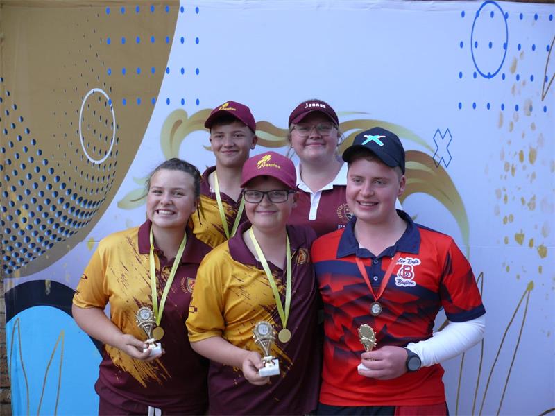 Die Noordvaal-toernooi het verskeie uitblinkende jukskei-spanne van die Wes-Rand gesien, met skole soos Laerskool Rapportryer en Hoërskool Bastion wat puik prestasies behaal het.