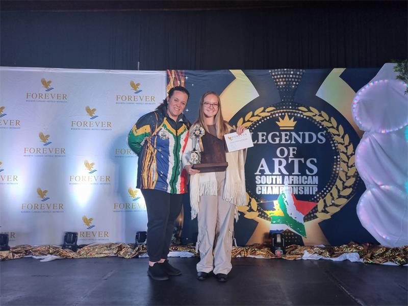 With flawless scores and top awards, Curro Krugersdorp Primary's Chanté Kritzinger is painting her way to greatness.
