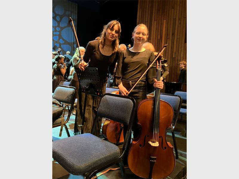 Ses Monnas-leerders het hul musiektalent by die Universiteit van Pretoria se verrykingskursus op indrukwekkende wyse gewys.