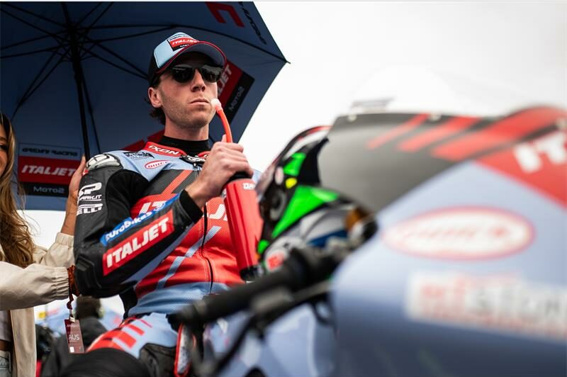 Despite mid-race struggles, Darryn Binder secured two points at the Australian GP and remains positive ahead of the Malaysian Grand Prix.