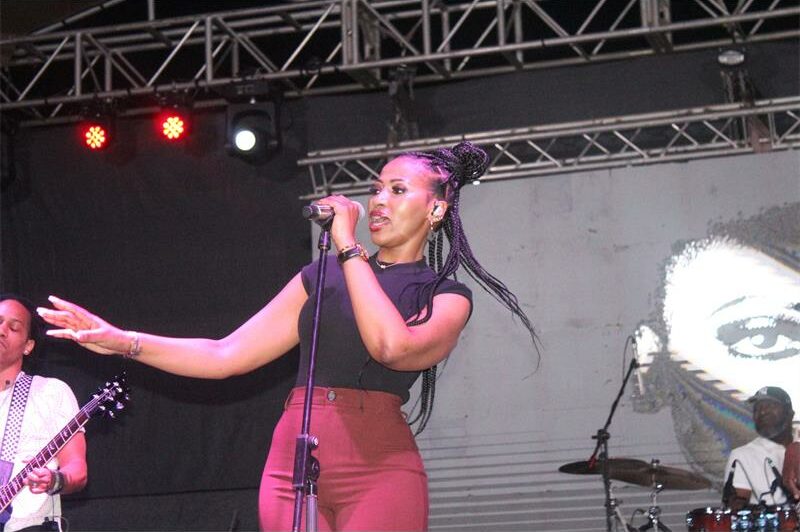 Soulful hits had fans singing, swaying and supporting a good cause.