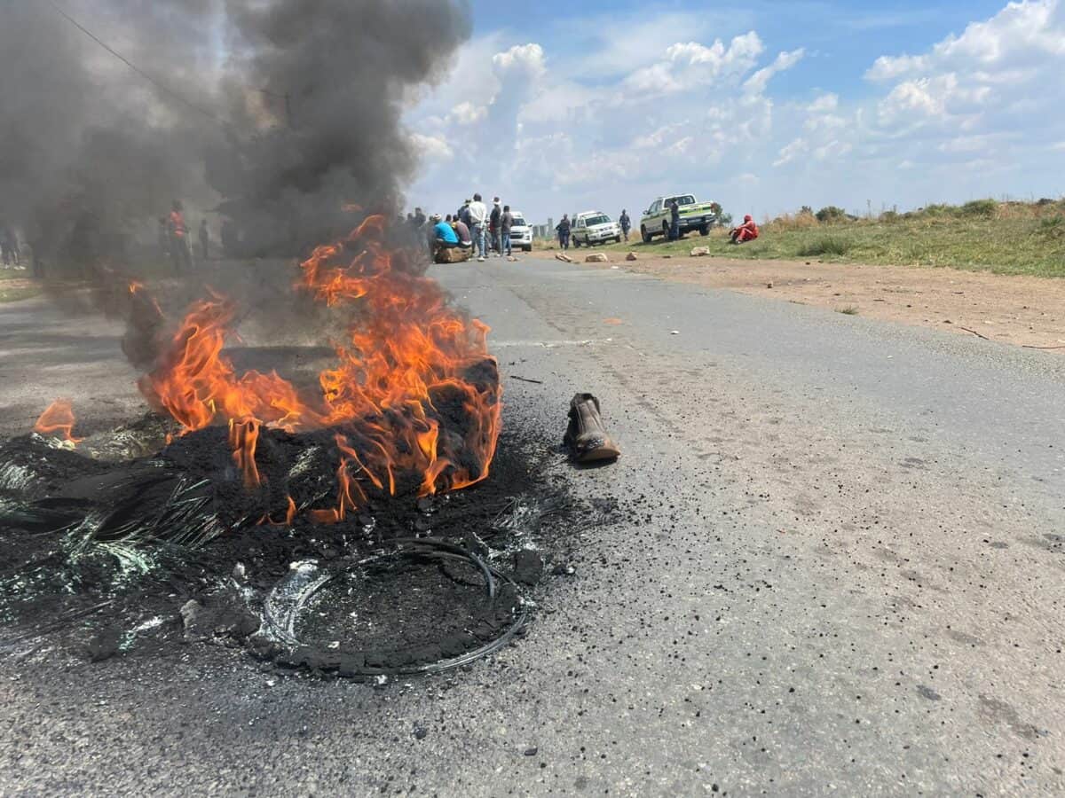Protesters are blocking Tudor Street in Kagiso over alleged police brutality.