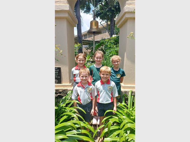 Laerskool Muldersdrif se jong lesers van graad 1 tot 3 word vereer vir hul indrukwekkende leesvordering en ywer.