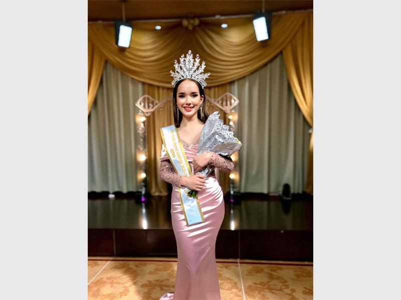 Die 14-jarige Amorey van Wyk van Hoërskool Bastion het haar droom verwesenlik toe sy, ná slegs ’n paar maande in die modelbedryf, as Miss Beauty Queen Gauteng Teen 2025 gekroon is.