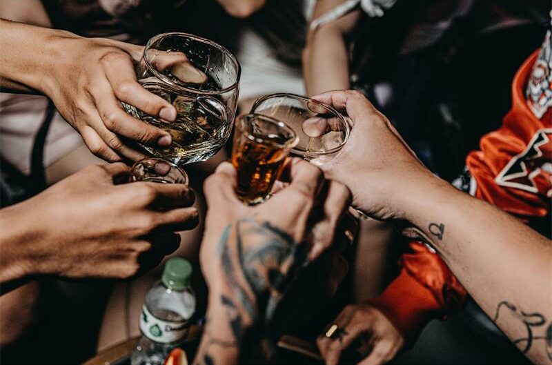 What you should avoid eating before a night of heavy drinking … and what you should rather eat/ drink before you do.