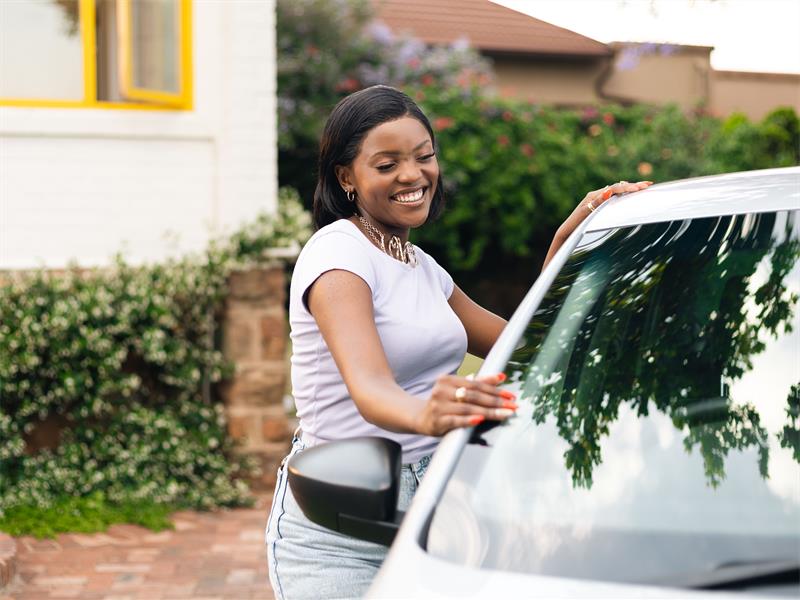 AWARE.org’s #Shiy’imoto campaign warns: if you drink this festive season, leave the car behind – your choice could save a life.