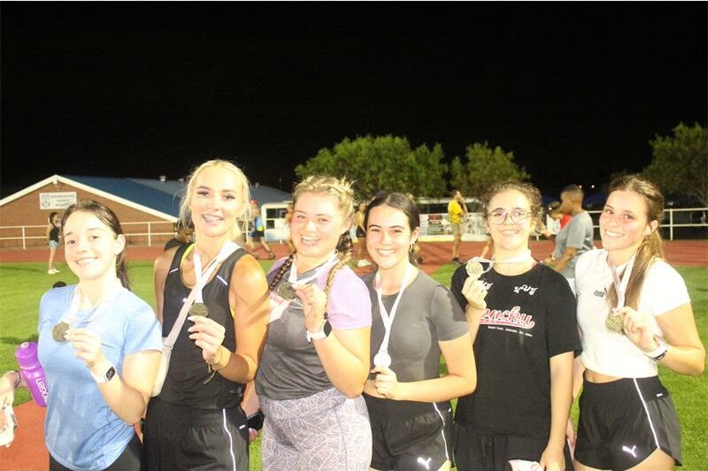 Krugersdorp Road Runners welcomed more than 200 locals and visitors for a milestone 30th Berg en Dal Night Race at Hoërskool Noordheuwel.