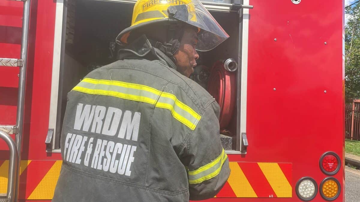 Emergency services have confirmed one fatality following a fire incident in Kenmare.