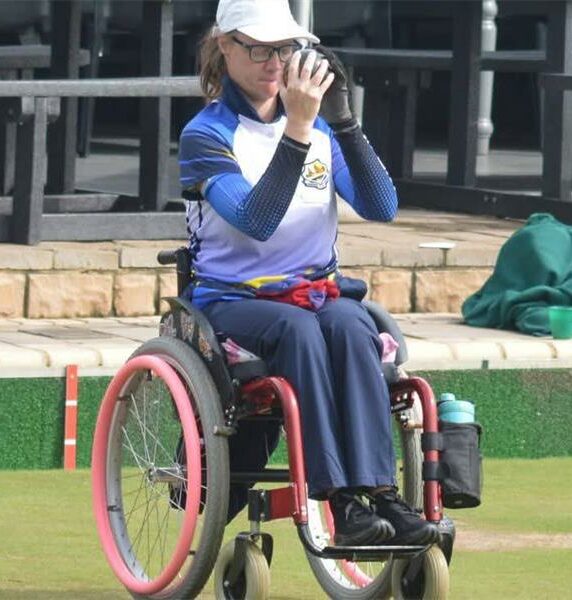 Krugersdorp’s own Chanelle van Zyl takes her relentless drive from the Paralympic stage to the greens of George, chasing national glory.