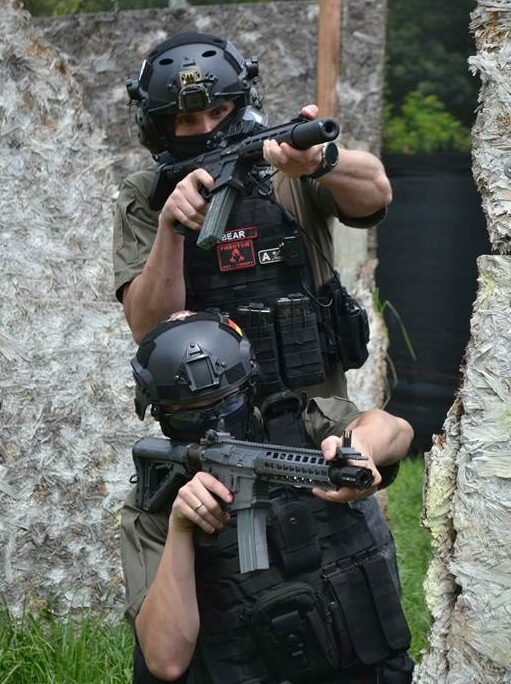 Despite conflict in the Middle East, a Noordheuwel tactical airsoft team is preparing to represent South Africa at the World Airsoft Games in Abu Dhabi.