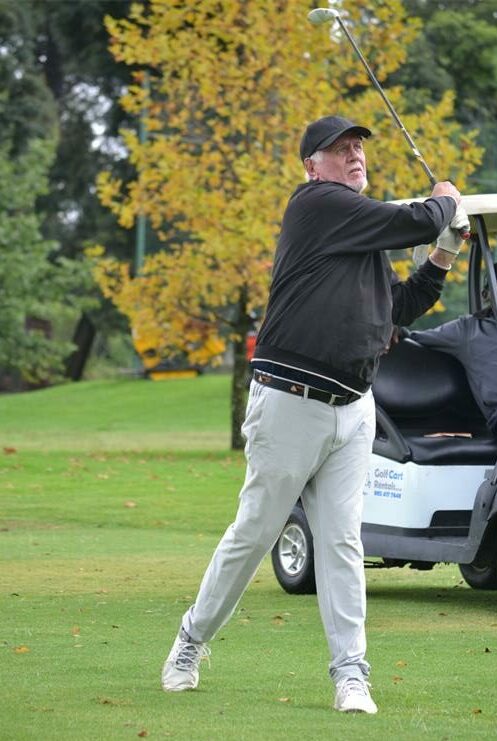 Die Krugersdorp Klub het ná ses jaar weer ’n suksesvolle gholfdag aangebied, waar 128 spelers saamgespan het om fondse in te samel vir projekte wat behoeftige bejaardes in die gemeenskap ondersteun.