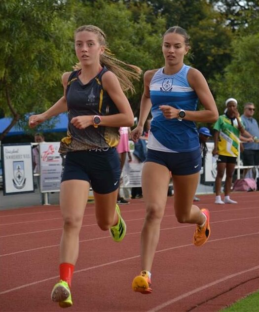 Uithouvermoë, spoed en talent het tydens die D2-kampioenskappe by Hoërskool Noordheuwel sterk na vore gekom.