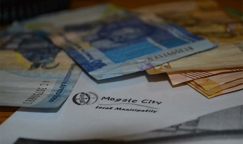 Mogale City has stationed a credit control team at the Kagiso Community Hall to help residents resolve billing issues and make payment arrangements.