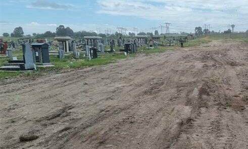 The first phase of a key drainage project at Kagiso Cemetery has been completed, but the municipality confirms that additional work is still required to fully resolve the waterlogging issues.