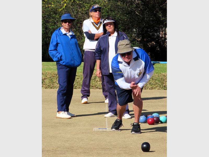 The tournament brought together top district bowlers, with Krugersdorp players earning medals across several divisions.