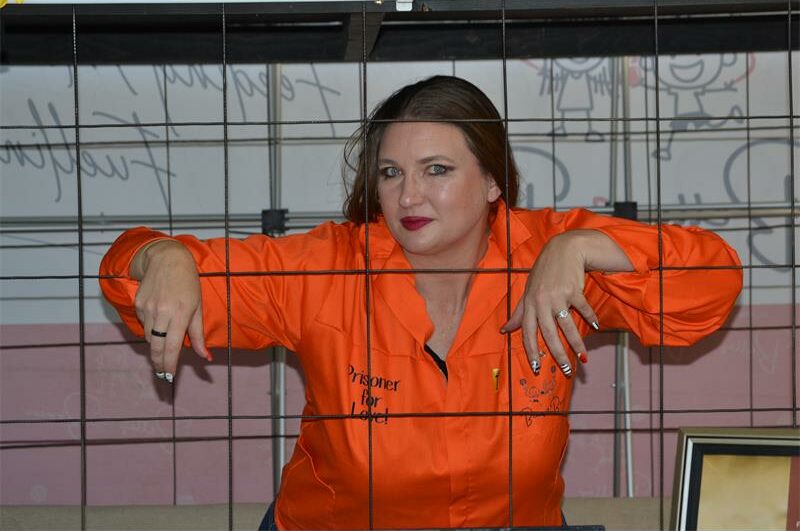 Dominique Tibbles' fourth annual 67-hour cage challenge succeeded as the Krugersdorp community raised R110 000 and prepared 20 000 peanut butter and jam sandwiches in just 150 minutes.